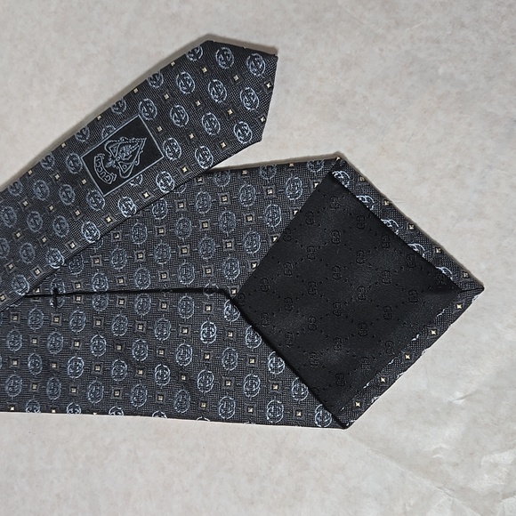 GUCCI Monogram GG Silk Tie - Picture 5 of 8